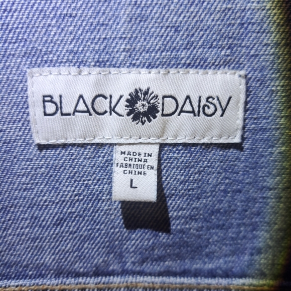 Unique Vest - Picture 13 of 13